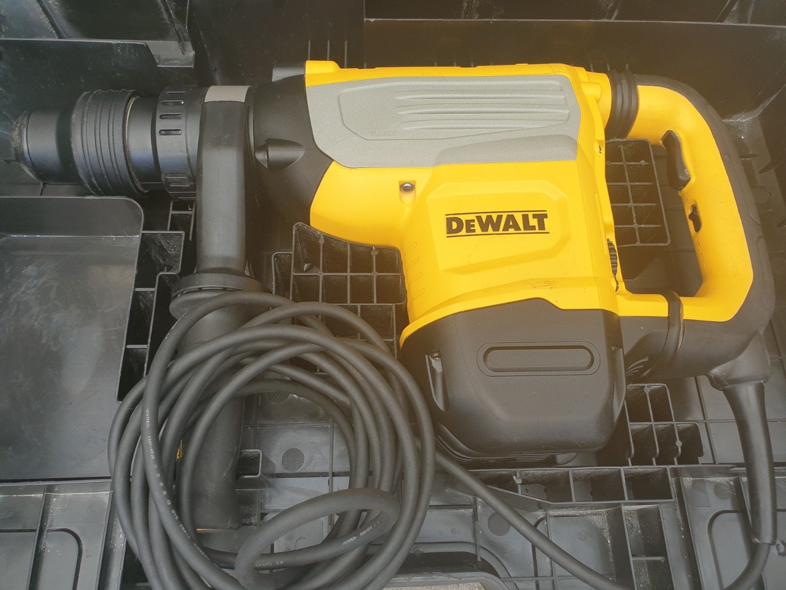 Boormachine, Breekhamer Dewalt D25733K QS  SDS-MAX, Doe-het-zelf en Bouw, Gereedschap | Boormachines, Ophalen, Boormachine