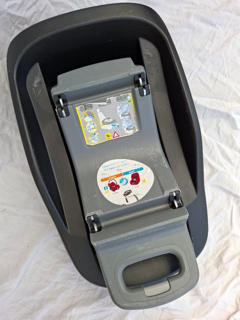 autostoel Maxicosi Pearl + isofix base, Kinderen en Baby's, Autostoeltjes, Ophalen, Zo goed als nieuw, Isofix, Slaapstand