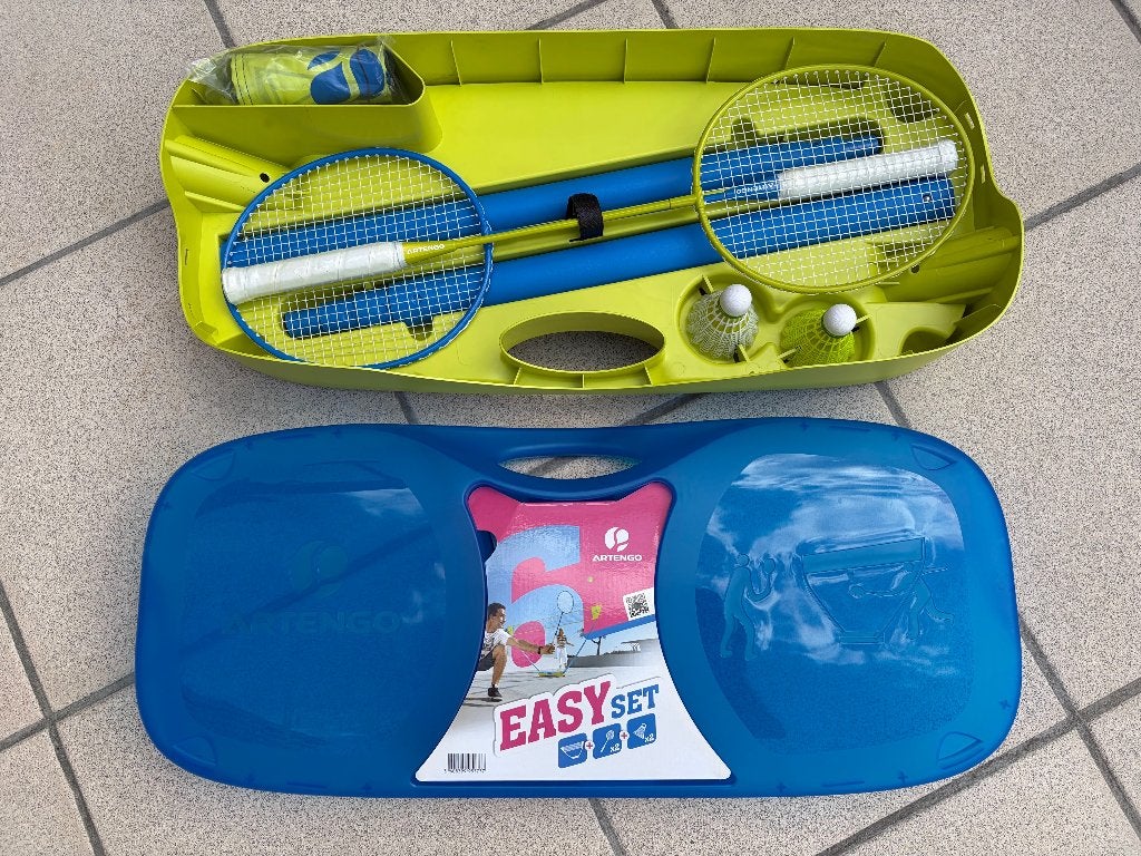 Badminton set incl. net, rackets en pluimpjes, Sport en Fitness, Badminton, Ophalen of Verzenden, Zo goed als nieuw, Overige typen
