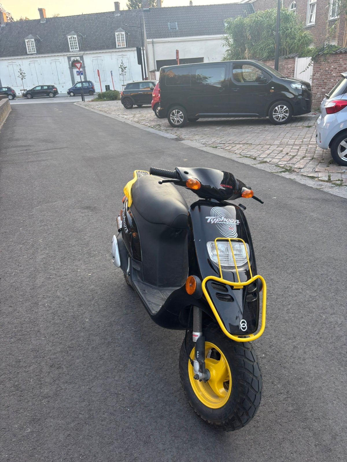 Typhoon 50cc, Motoren, Ophalen, Nieuw