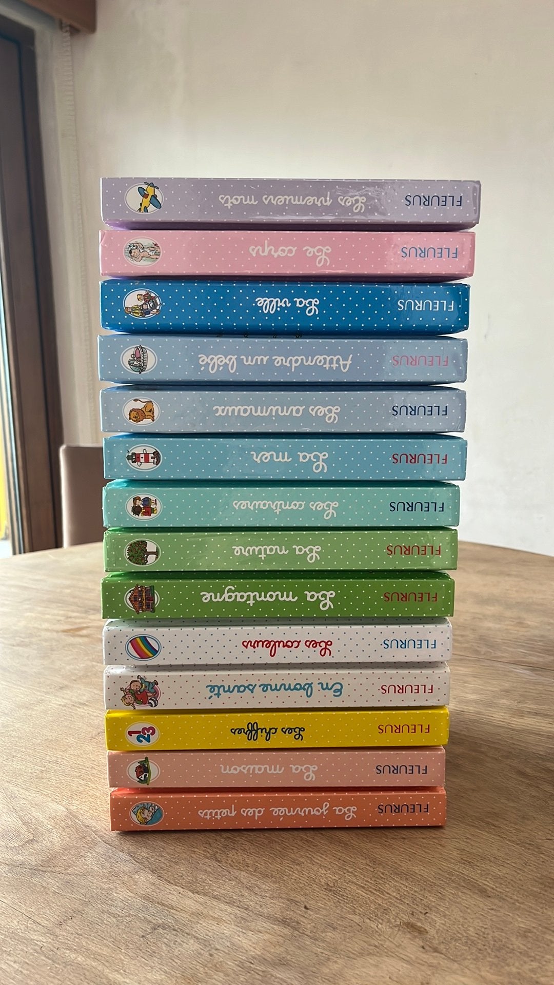 Lot de 14 livres « L’imagerie des tout-petits », Enlèvement, Comme neuf, Non-fiction