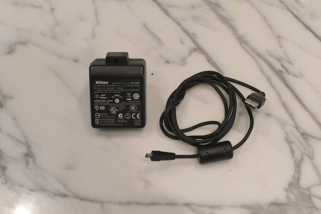 Adaptateur secteur Nikon EH-68P pour la série Coolpix, Enlèvement ou Envoi, Connexion USB, Comme neuf, Nikon