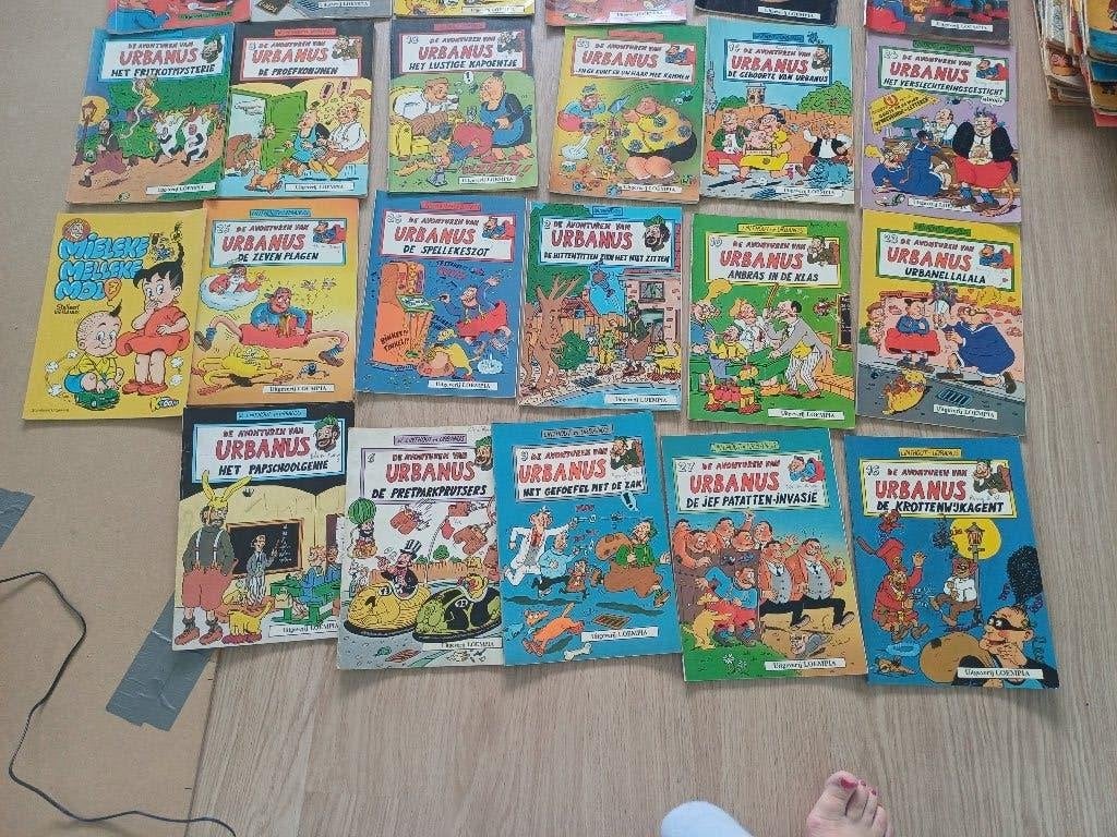 Strips Urbanus 29 stuks, Gelezen, Linthout en Urbanus, Ophalen of Verzenden, Meerdere stripboeken