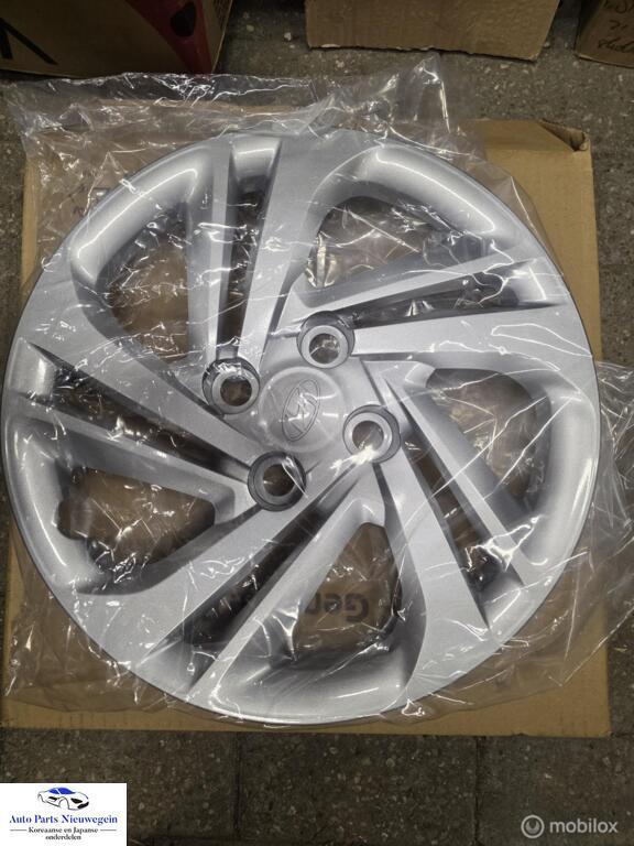 Wieldop origineel Hyundai i10 ('17->) 52970-K7050, Neuf, Enlèvement ou Envoi