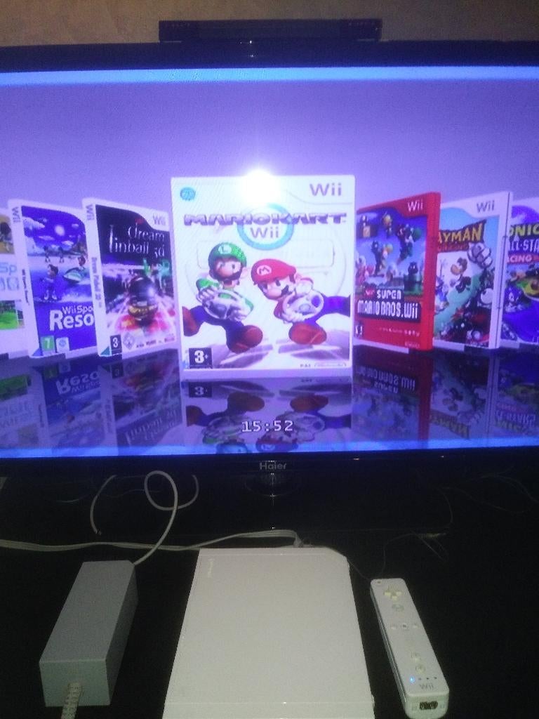 Console de jeu Wii, avec les 25 meilleurs jeux à clé USB, Enlèvement ou Envoi, Utilisé, Avec 1 manette, Avec jeux