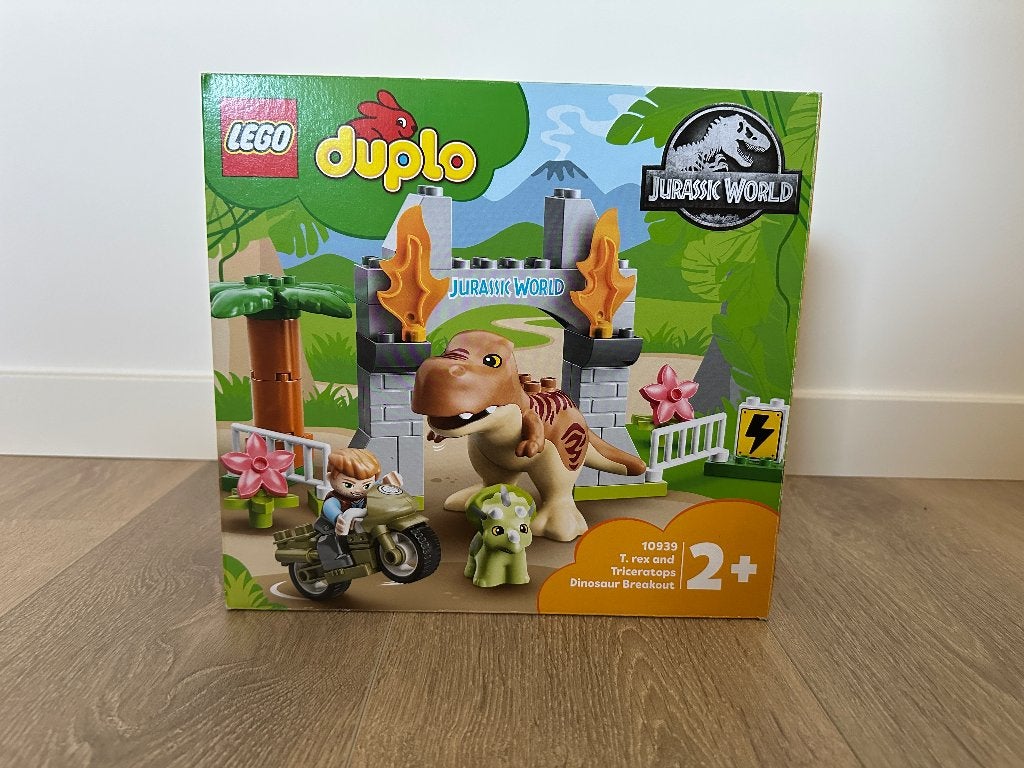 Duplo - T. rex en Triceratops dinosaurus ontsnapping, Gebruikt, Jurassic World, Ophalen of Verzenden, Compleet