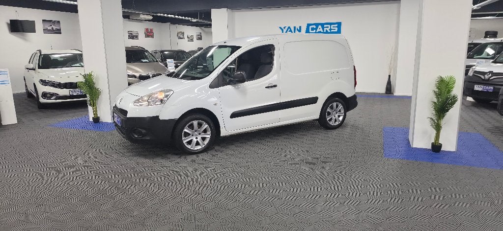 Peugeot Partner 1.6 HDi - Roule parfaitement - Vente export, Autos, Camionnettes & Utilitaires, Euro 5, Achat, Entreprise, 3 places