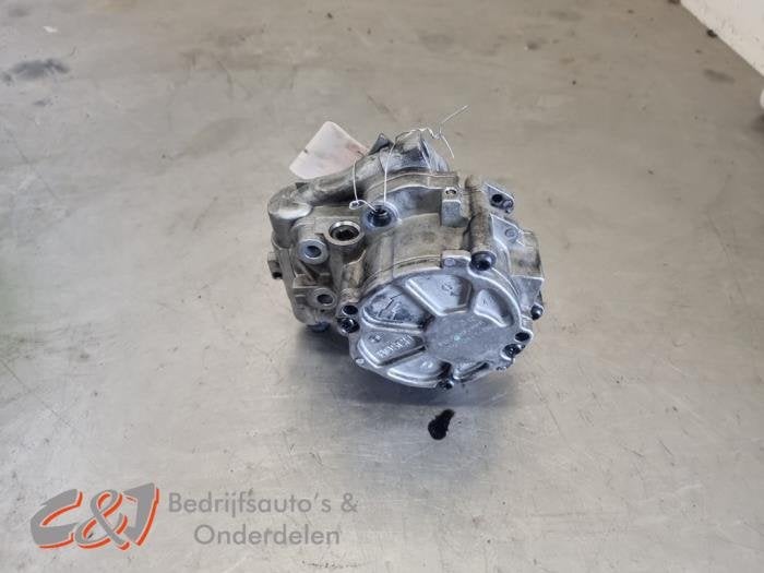 Vacuumpomp (Diesel) van een Peugeot Boxer, Gebruikt, -, -, Ophalen of Verzenden