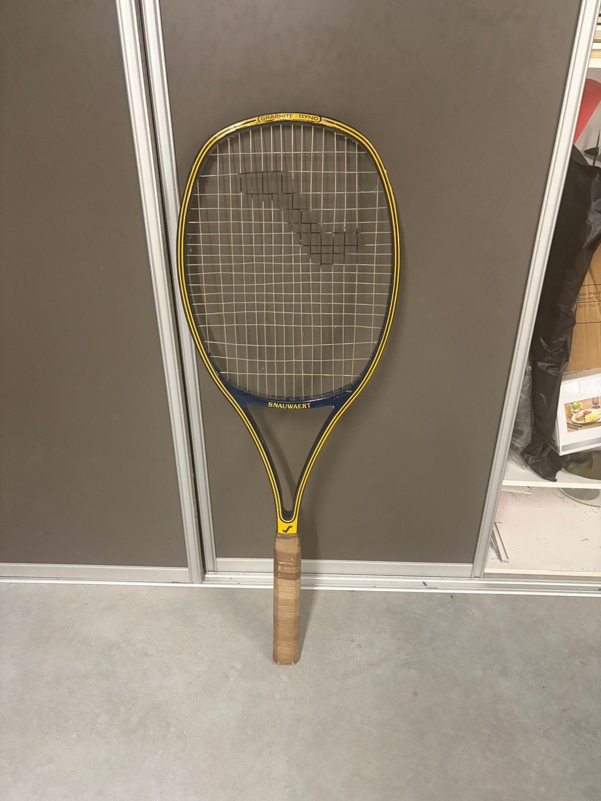 Snauwaert reuzen racket, Sports & Fitness, Tennis, Enlèvement, Comme neuf, Raquette