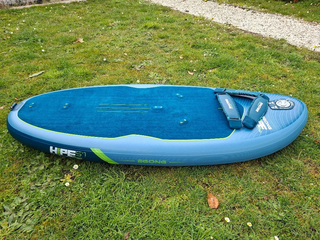 WINGBOARD GONG HIPE PRO 95L NIEUWSTAAT!!!, Watersport en Boten, Wingsurfen, Ophalen of Verzenden, Zo goed als nieuw, Wingsurf-wing