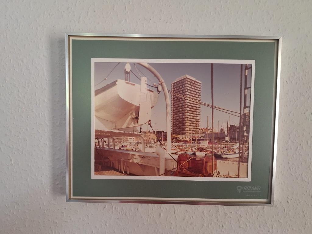 Vintage fotokader Oostende, Ophalen