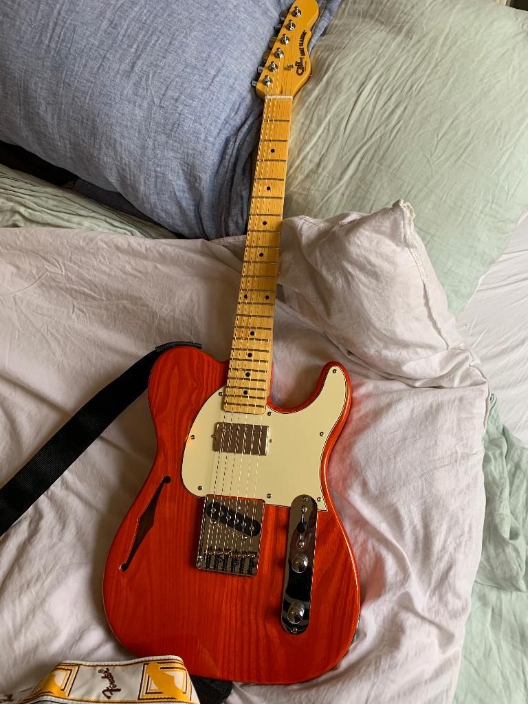 G&L Tribute ASAT Classic Bluesboy (orange clair), Musique & Instruments, Instruments à corde | Guitares | Électriques, Enlèvement