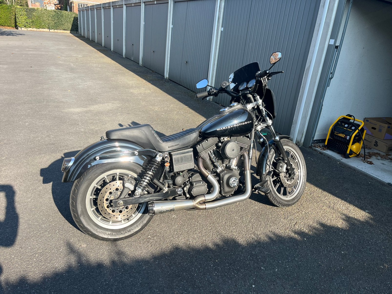 Harley Davidson FXDX, Particulier