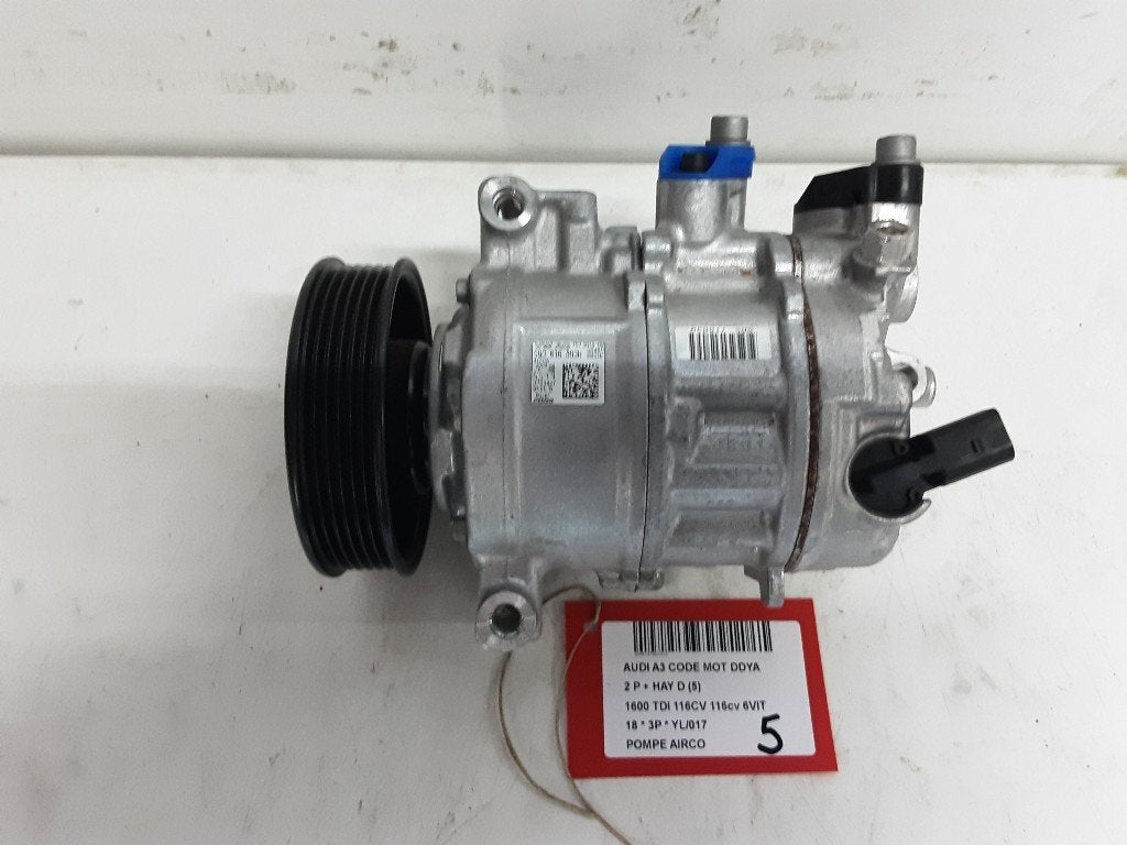 COMPRESSEUR CLIMATISATION Audi A3 (8V1 / 8VK) (5Q0816803H), Auto-Union-Straße  1,
85057  Ingolstadt, DE, Info@audi.de, Audi, Utilisé