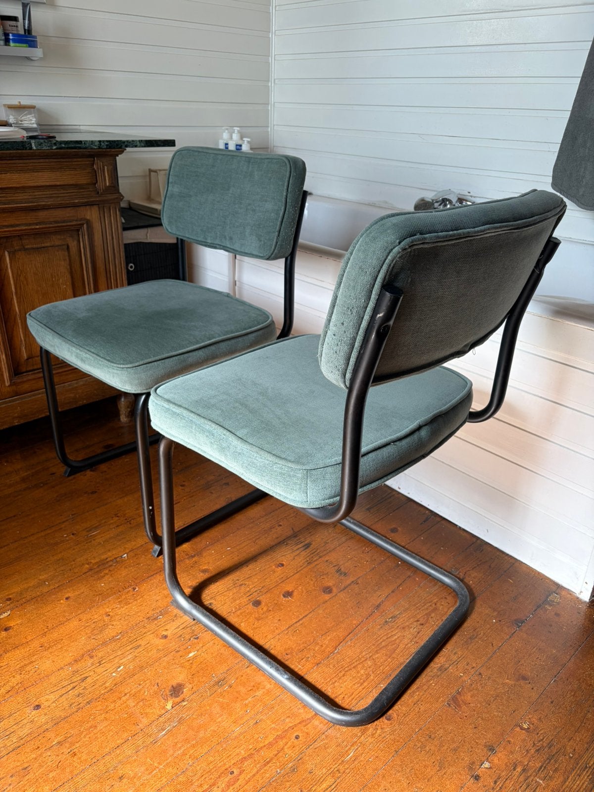 Prachtige eetstoelen te koop, Ophalen, Gebruikt, Blauw, Twee