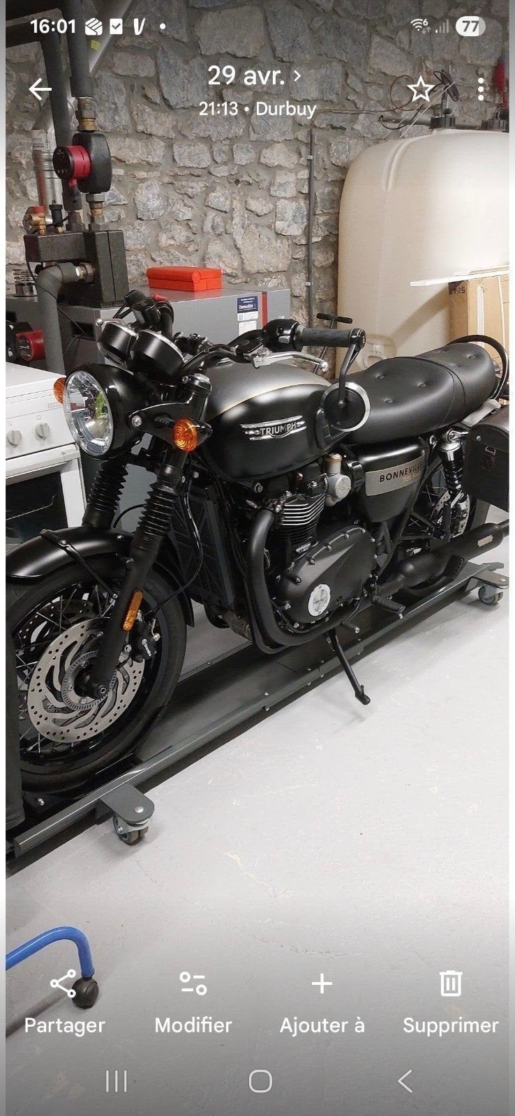 Triumph Bonneville T120, Particulier