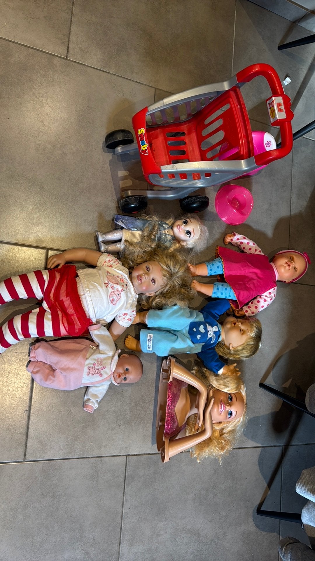 Set poppen, Kinderen en Baby's, Speelgoed | Poppen, Ophalen, Zo goed als nieuw