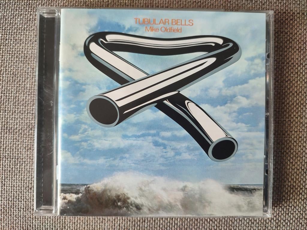 CD : MIKE OLDFIELD - TUBULAR BELLS   remast.2009 stereo mix, Ophalen of Verzenden, Zo goed als nieuw