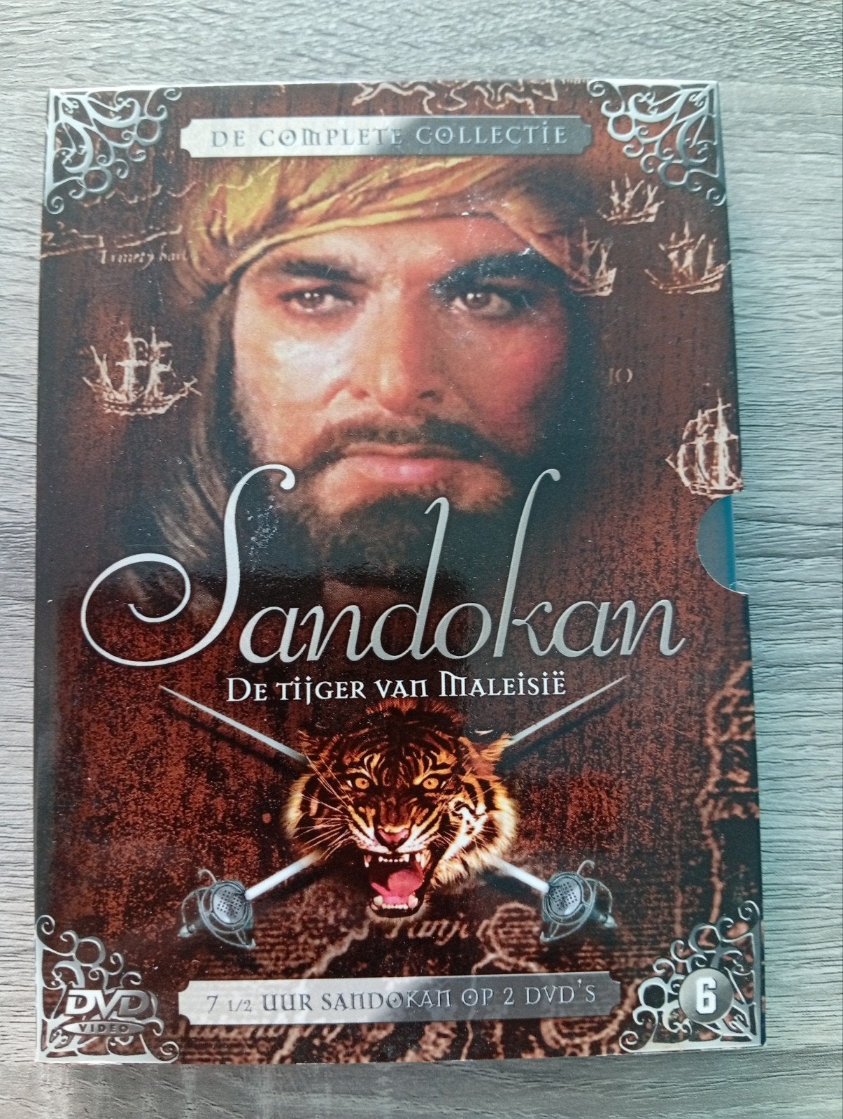 Coffret DVD Sandokan Le Tigre de Malaisie, CD & DVD, DVD | Classiques, À partir de 6 ans, Italien, 1960 à 1980, Édition spéciale