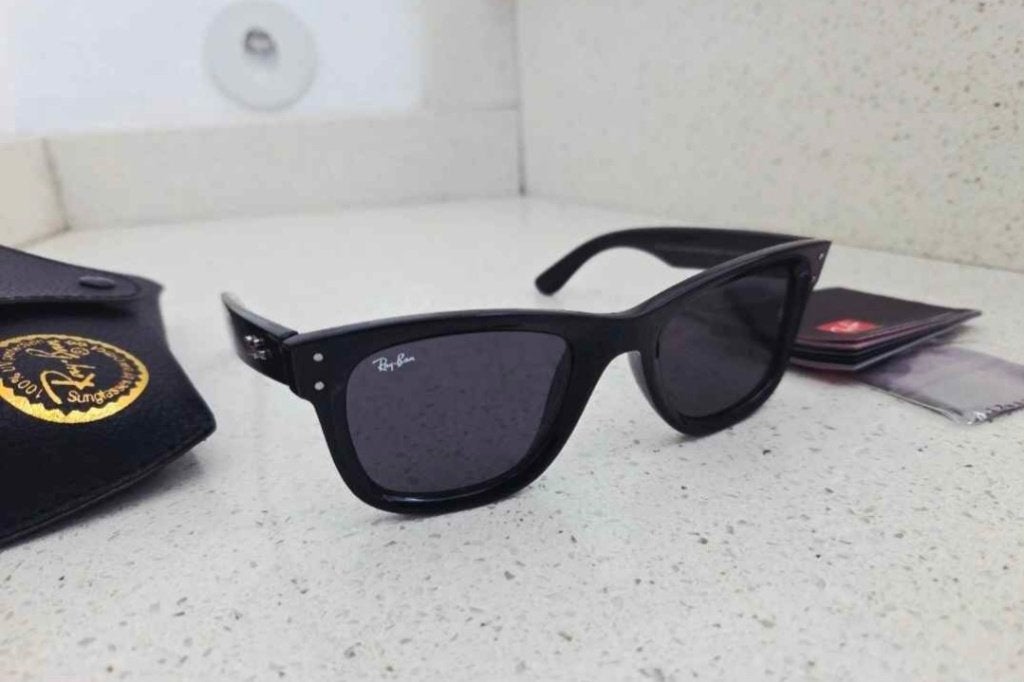Rayban Wayfarer NEUF, Ophalen, Zonnebril, Zwart, Nieuw