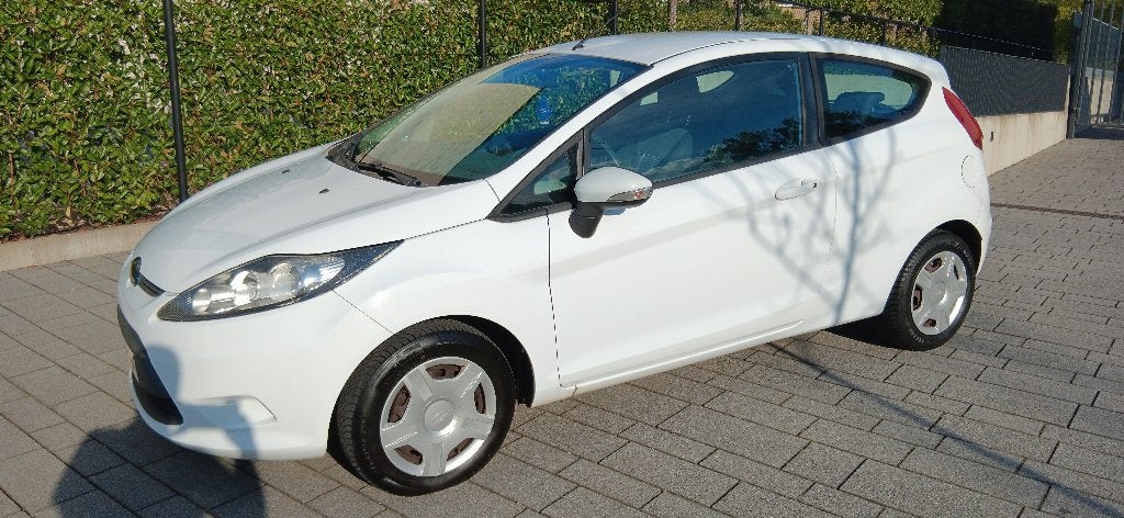 Ford Fiesta / 1.25 Benzine ** Klaar voor inschrijving **, Particulier, 1200 cc, 5 zetels, Handgeschakeld
