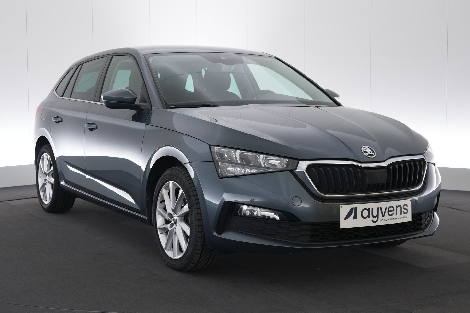 (2AQT218) SKODA SCALA, Autos, Skoda, Argent ou Gris, Euro 6, Entreprise, 124 g/km
