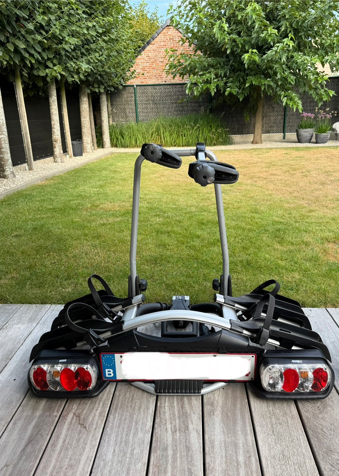 Fietsendrager Volvo/Thule, Ophalen, 2 fietsen, Zo goed als nieuw, Trekhaakdrager