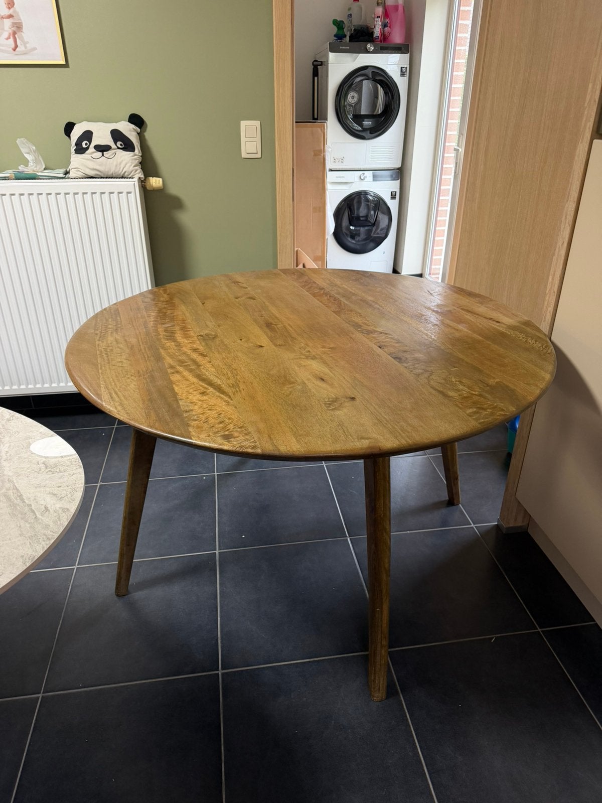 Te koop: ronde houten eettafel – zo goed als nieuw!, Ophalen, Zo goed als nieuw