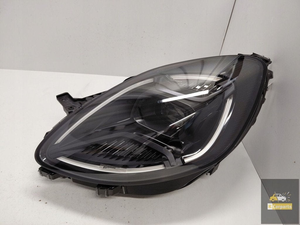 R1TB-13E015-AB, Phare avant gauche LED Full ST pour Ford Pum, Info@ford.com, Ford Motor Company, American Road 1
48126  Dearborn