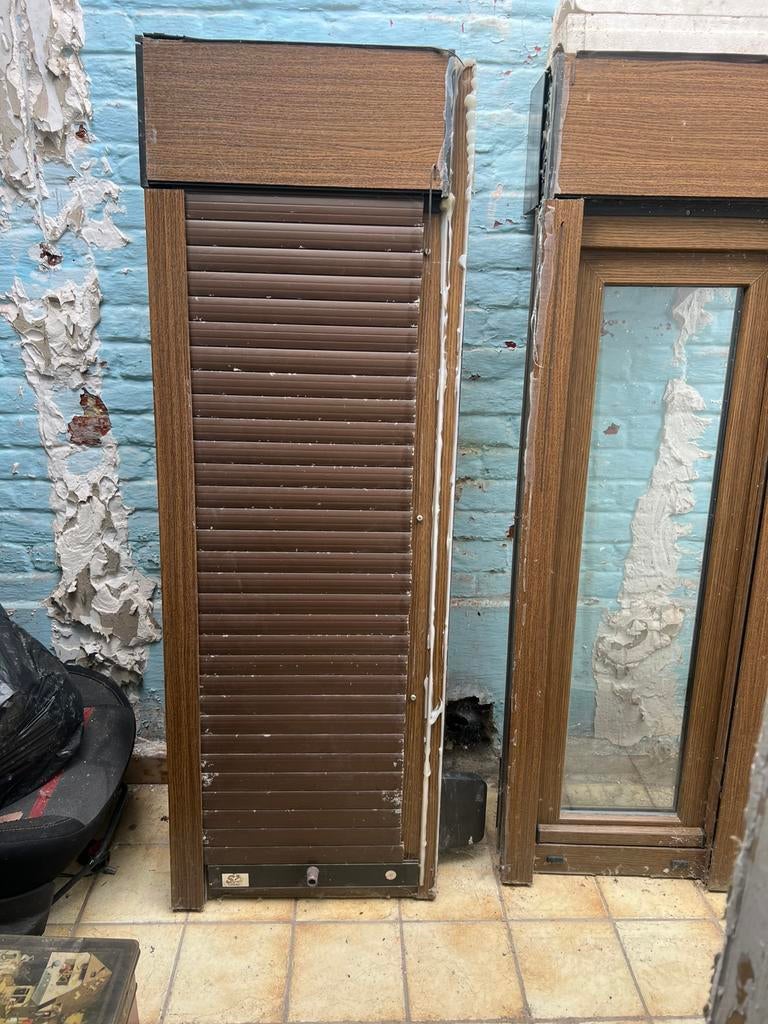 À vendre châssis avec volet, Bricolage & Construction, Enlèvement ou Envoi, Comme neuf