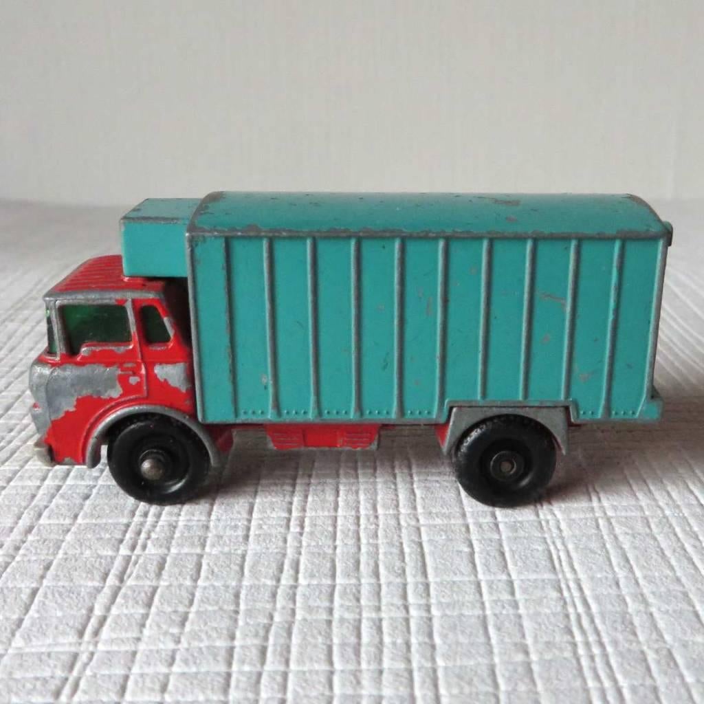 Matchbox N 44 GMC Refrigerator Truck 1967, Enlèvement ou Envoi, Utilisé, Bus ou Camion