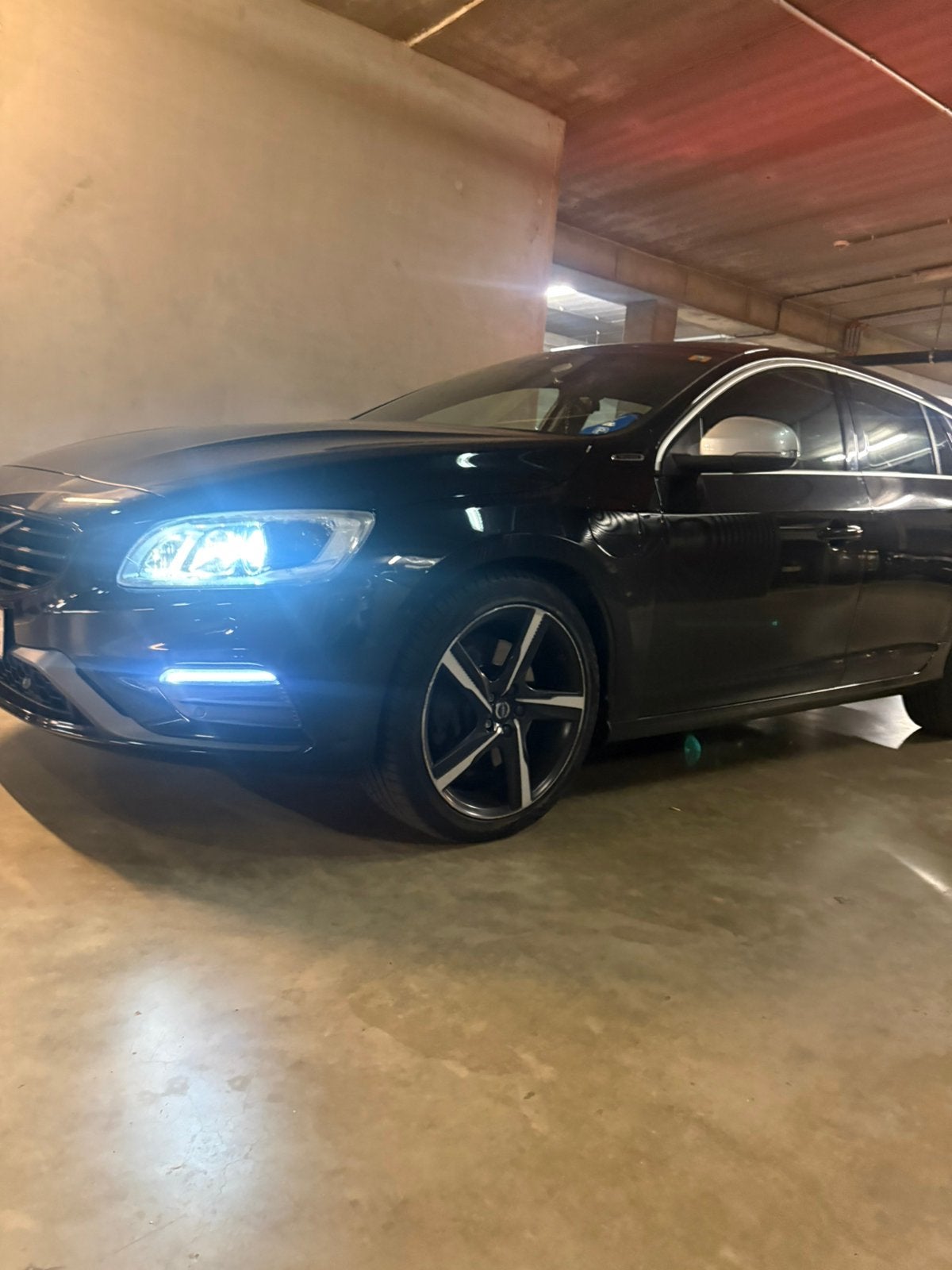 Volvo v60 D6 hybride, Automaat, Adaptive Cruise Control, Zwart, V60