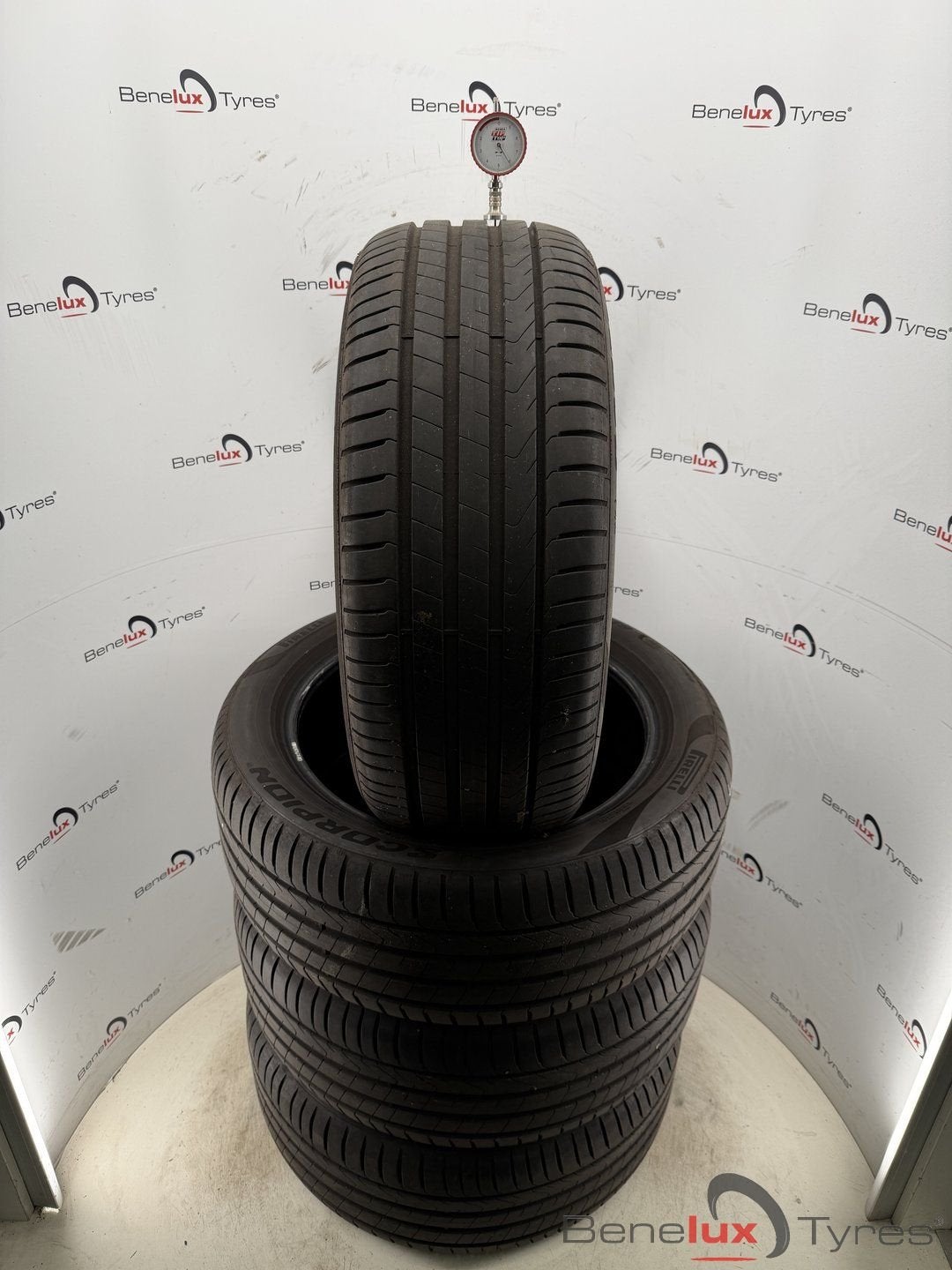 255/45R19 100V Pirelli Scorpion 255/45 R19 255/45/19 2554519, Gebruikt, 255 mm, -, -