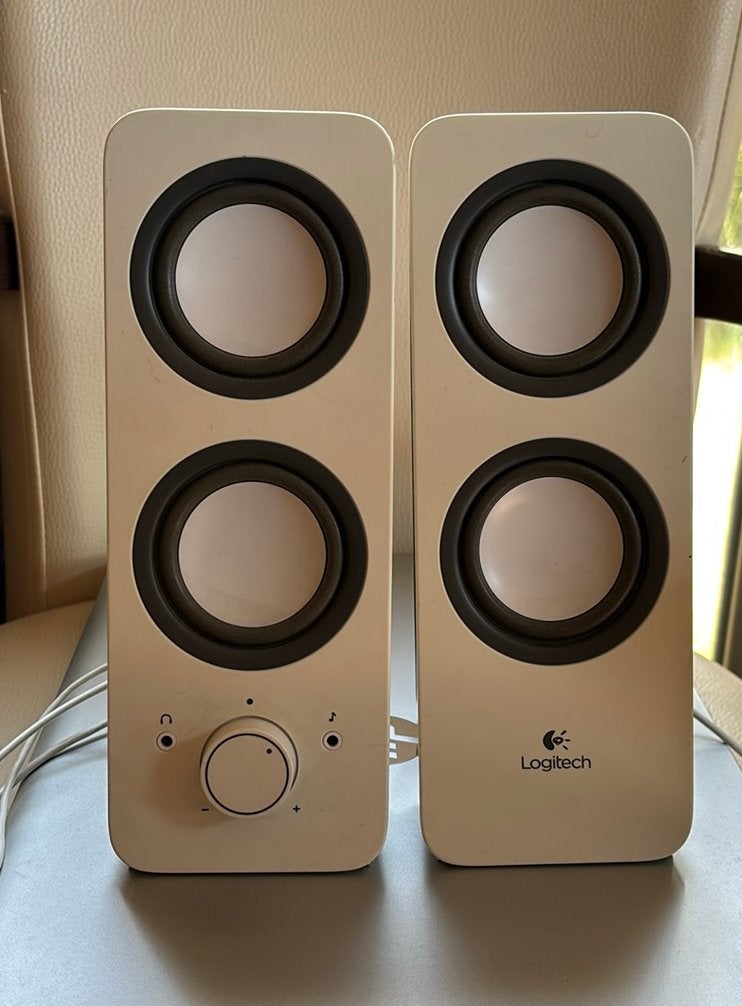 Logitech Z200 Multimedia Speakerset, Computers en Software, Pc speakers, Ophalen, Gebruikt