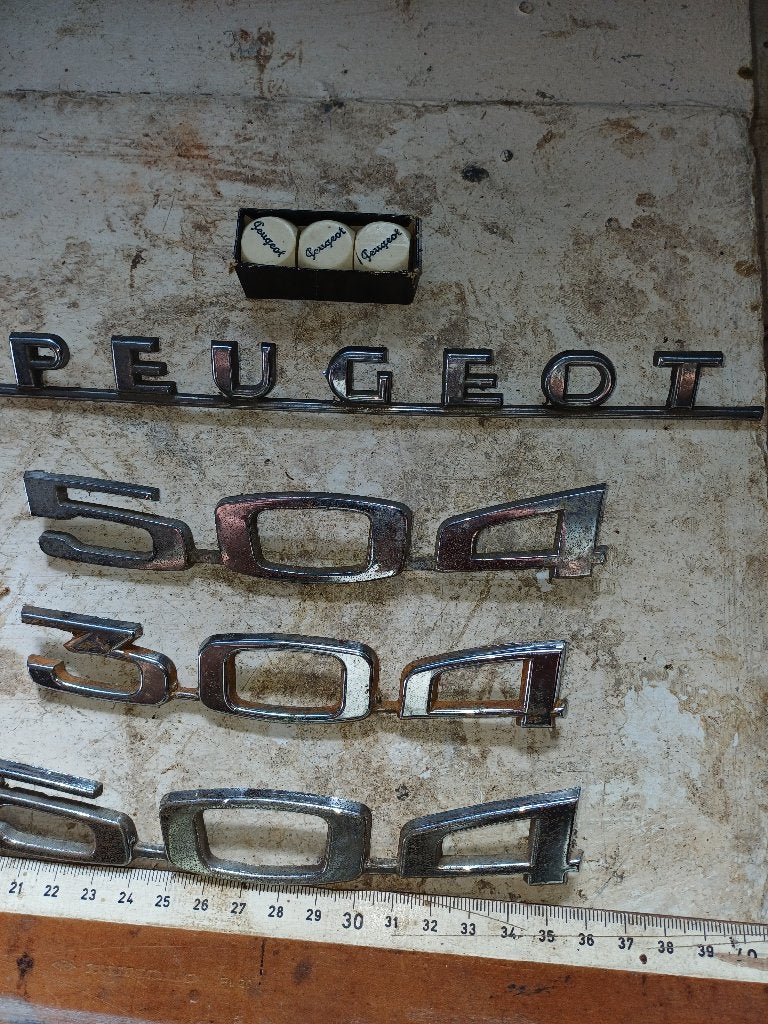 OLTIMER PEUGEOT METALEN EMBLEEM+reclameobject, Ophalen of Verzenden