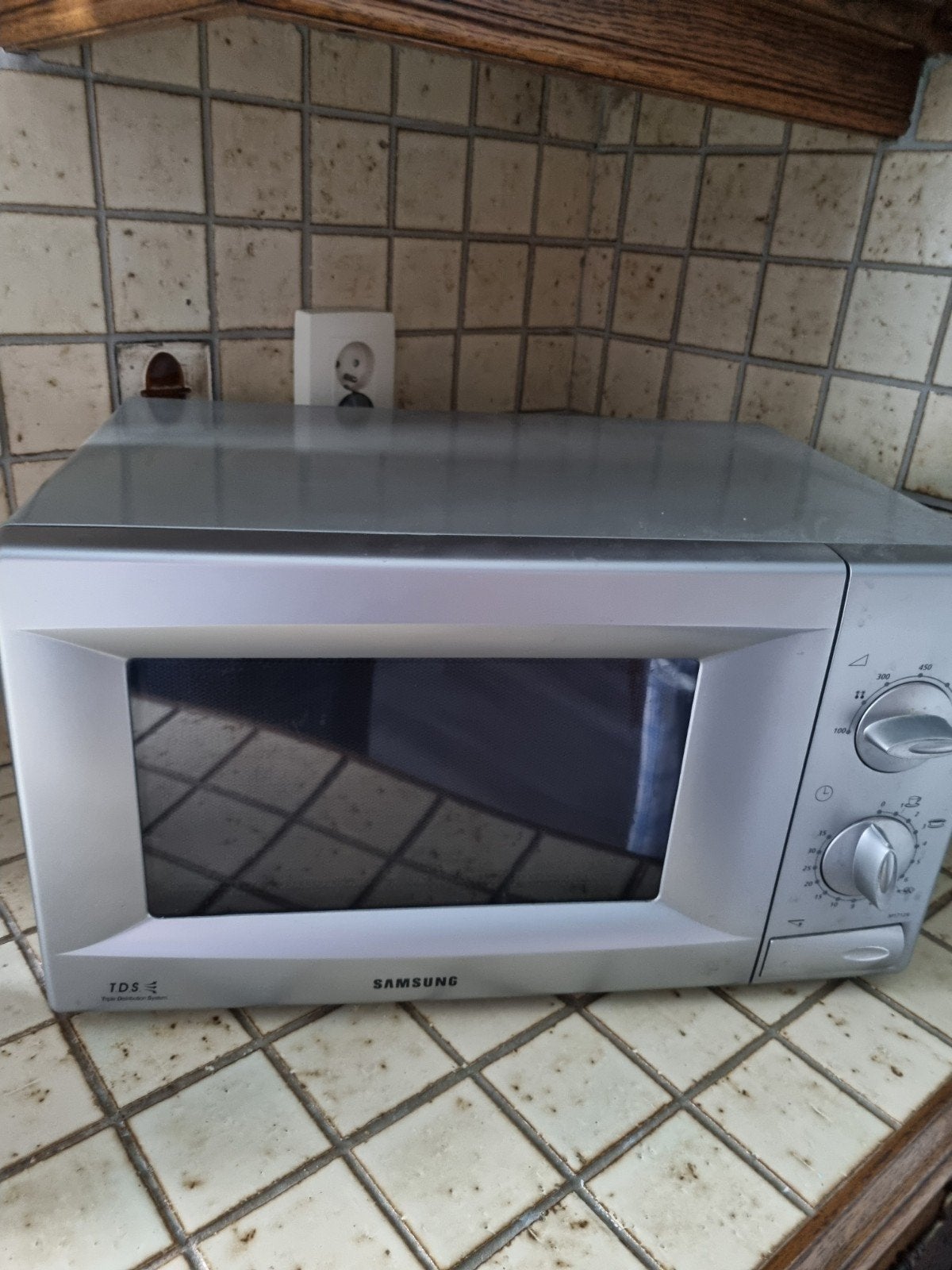Microgolfoven, Elektronische apparatuur, Microgolfovens, Ophalen, Microgolfoven, Hete lucht, Zo goed als nieuw
