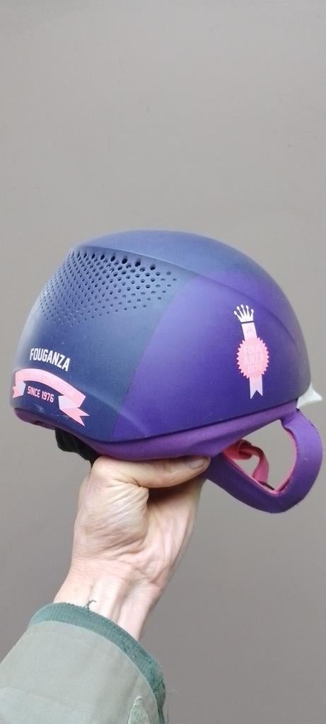 Paardrijhelm voor kinderen, Ophalen