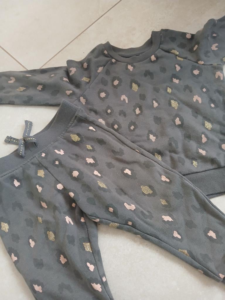 Lot vetements  zara fille 2/3ans, Ophalen, Gebruikt, Meisje, Trui of Vest