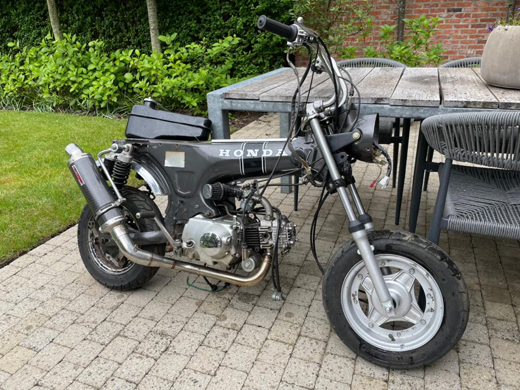 Skyteam dax project met papieren, Fietsen en Brommers, Ophalen of Verzenden