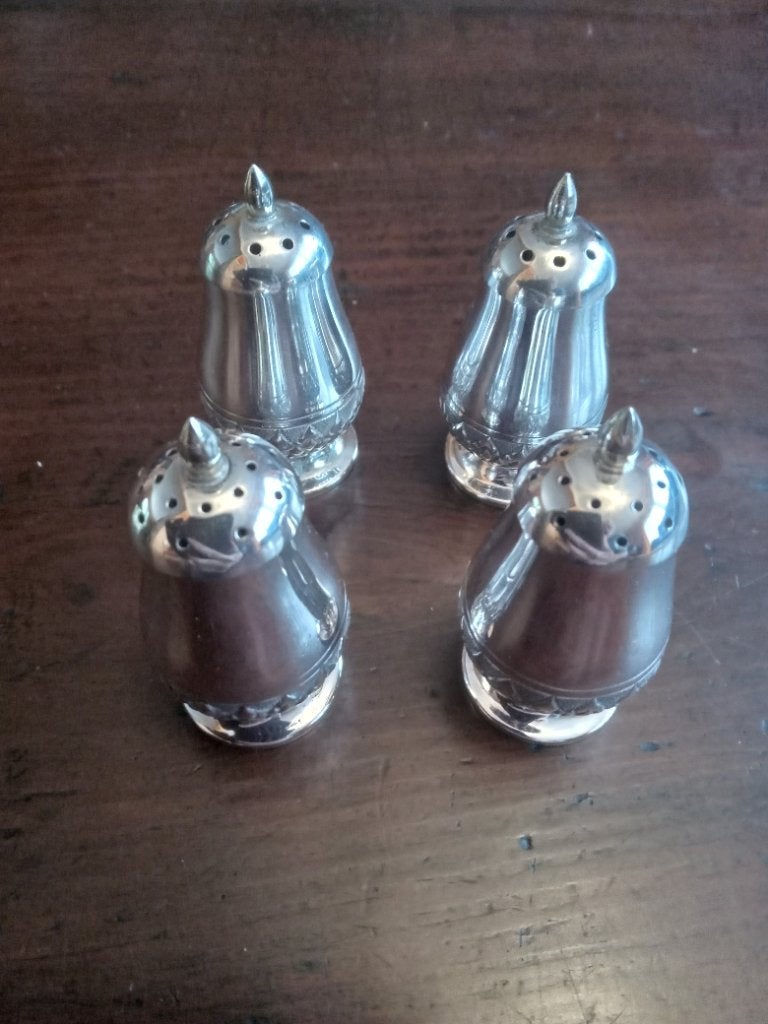 2 zoutvaatjes 2 pepervaatjes in sterling zilver, Ophalen, Zilver