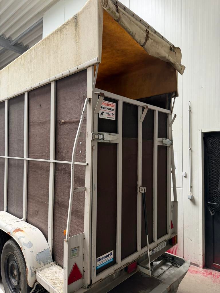 Remorque pour chevaux