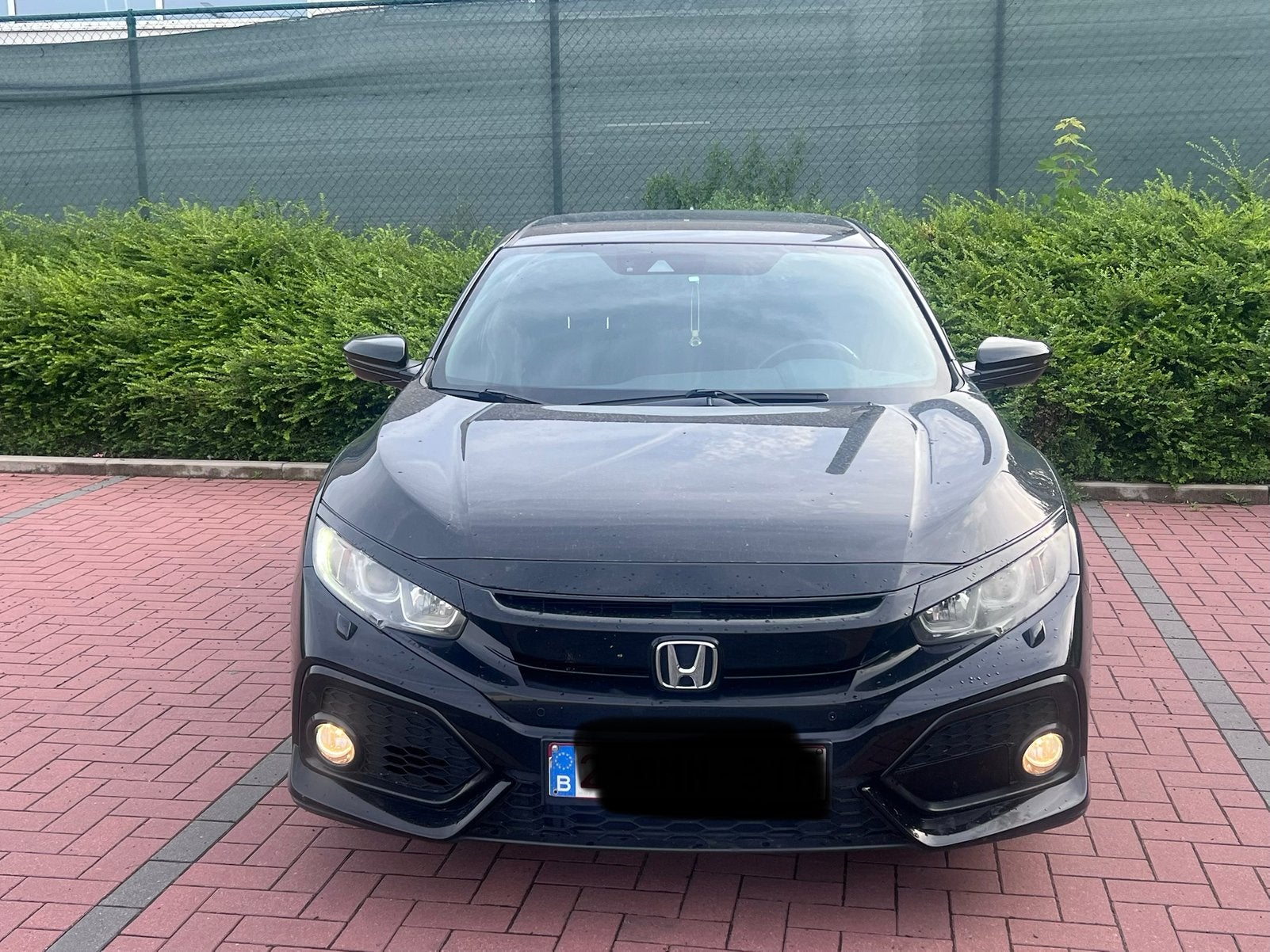 Honda Civic 1.0i VTEC BLACK  2017 Euro 6B volledige opties, Auto's, Stof, Lichtsensor, Zwart, 95 kW