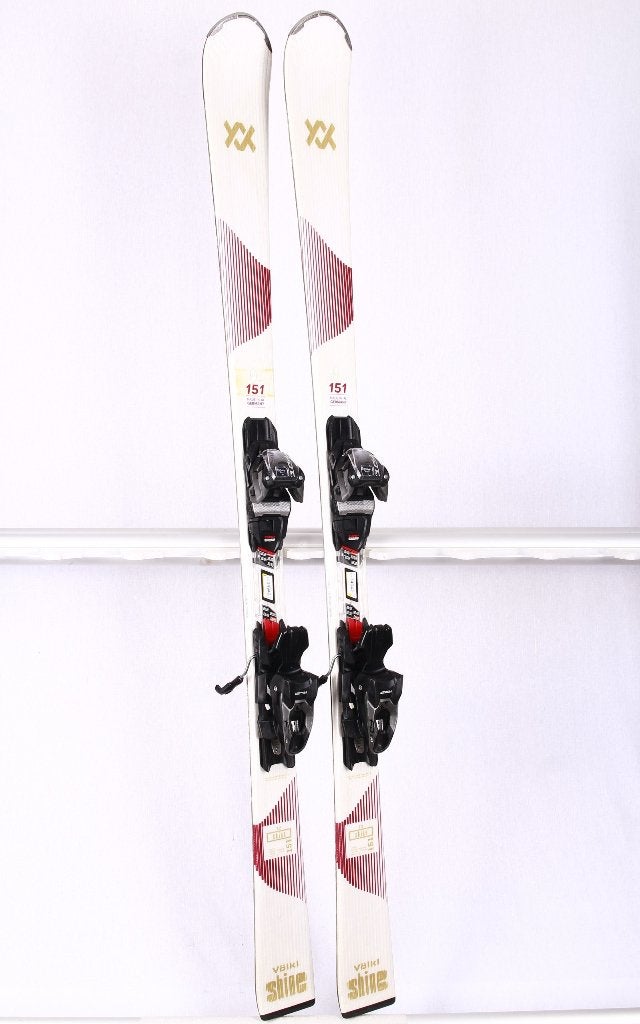 Skis 151 cm pour femmes VOLKL SHINE 7.2 2026, grip walk, Sports & Fitness, Autres marques, Carving, Skis, 140 à 160 cm