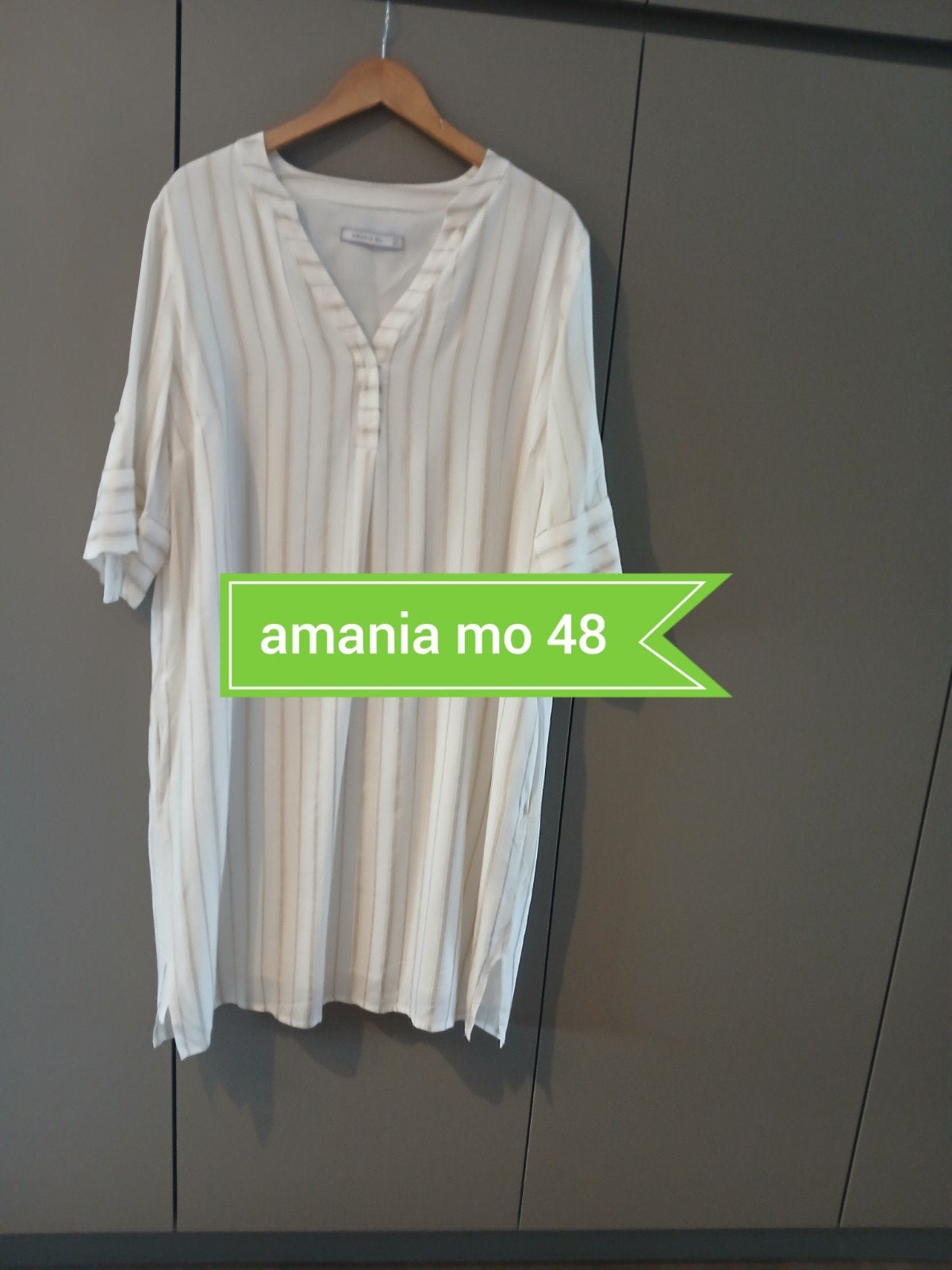 Robe Amania mo 48, Envoi, Blanc