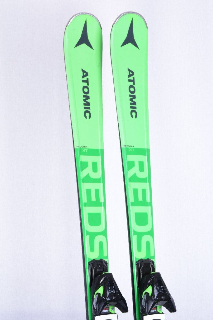 Skis ATOMIC REDSTER XT 149 cm, core power woodcore, casquett, Carving, Skis, 140 à 160 cm, Utilisé