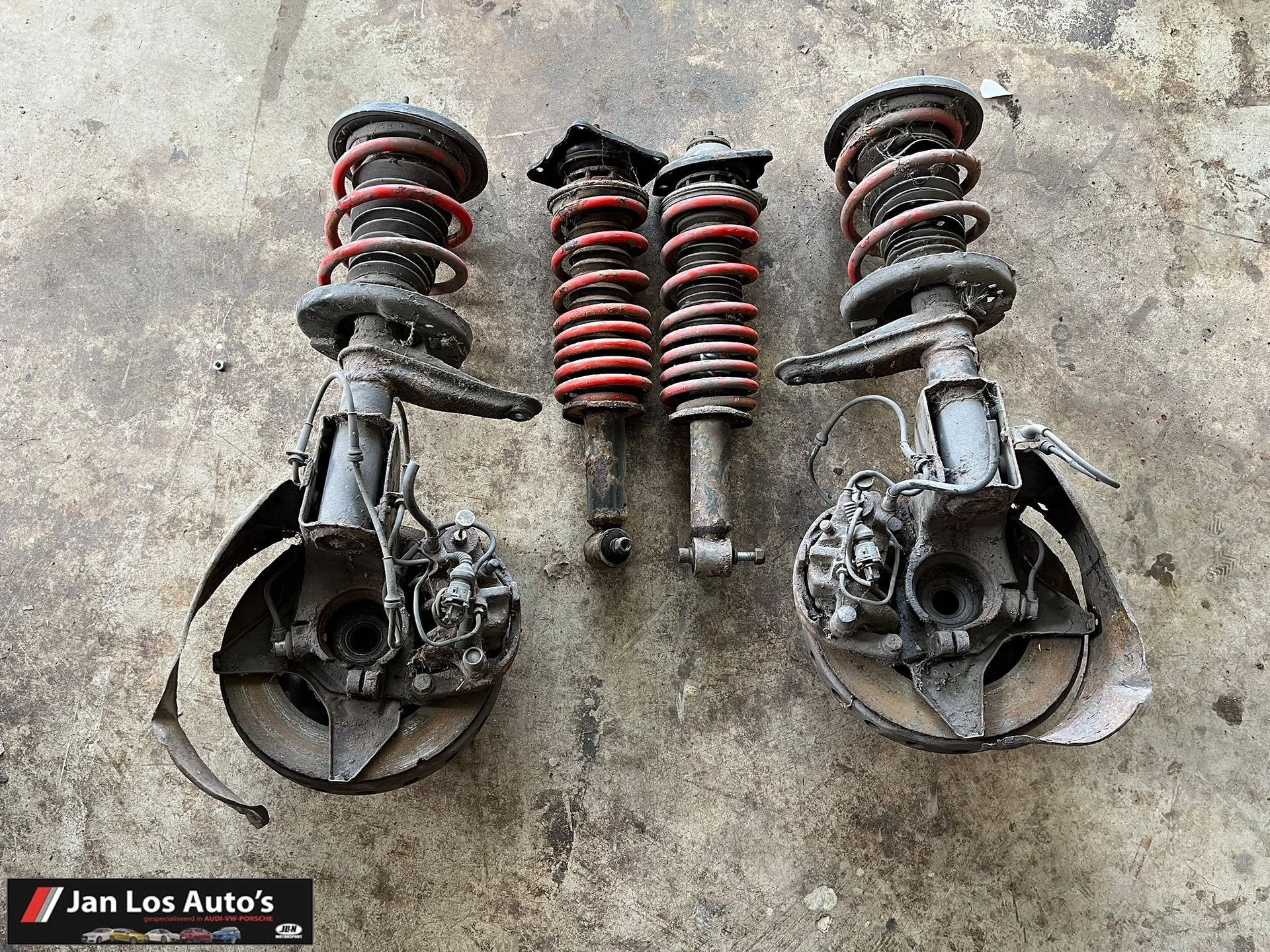 Audi V8 c3 typ 44 Verlagingsset compleet  veerpakket complee, Autos : Divers, Tuning & Styling, Enlèvement