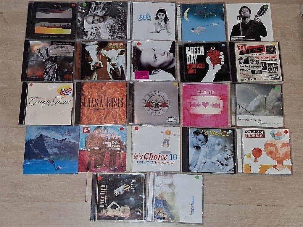 CD Rock Alternative (Willy Studio Brussel) DEEL 2; E-L, Ophalen of Verzenden, Zo goed als nieuw, Inclusief boekje, Alternative Rock