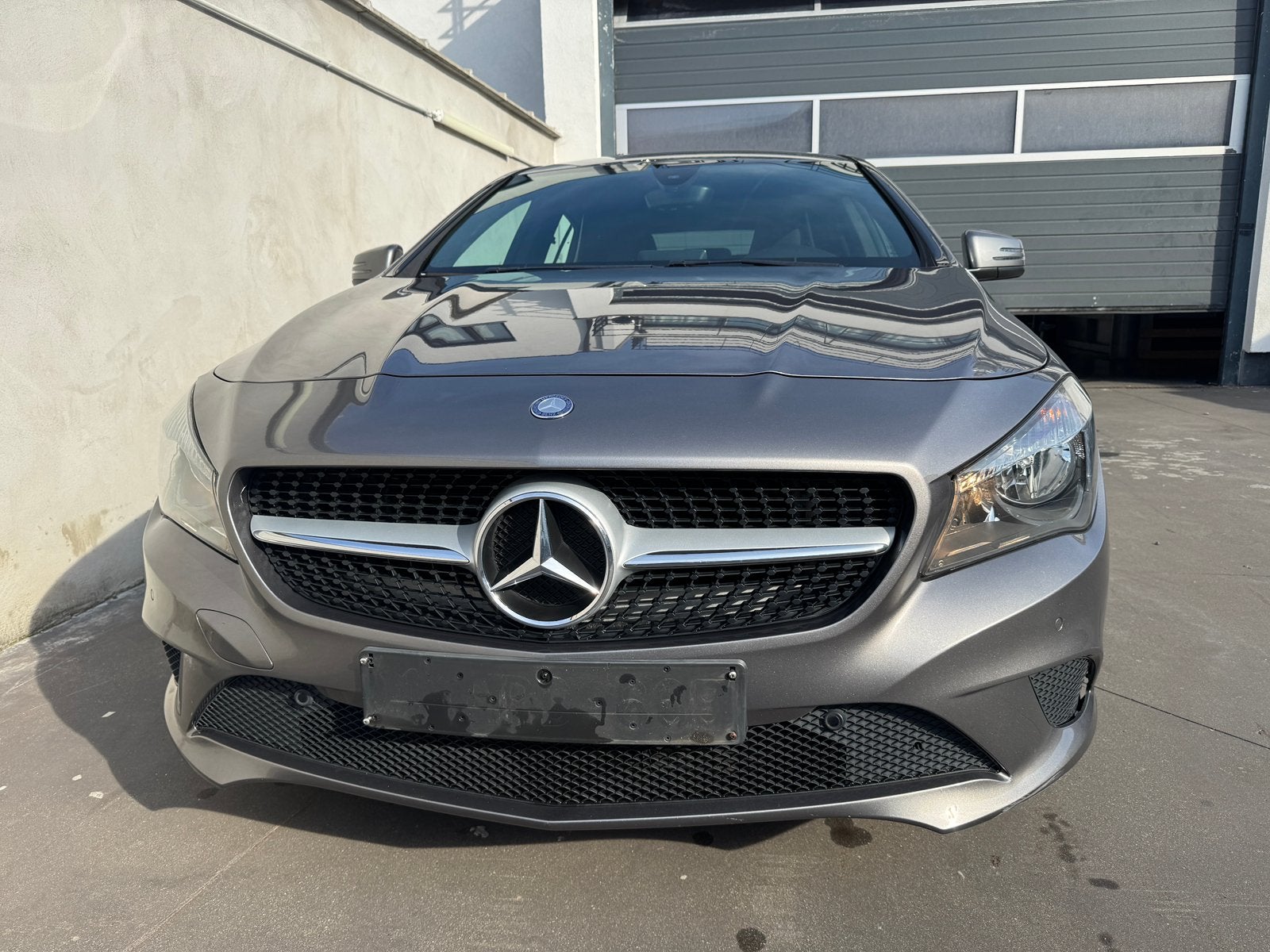 Frein de tir Mercedes-Benz CLA 180d, look AMG, cuir, Cuir, CLA, Achat, Entreprise