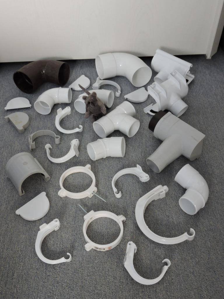 PRIX MINI Lot accessoires gouttière / évacuation d’eau NEUFS, Bricolage & Construction, Tuyaux & Évacuations, Enlèvement ou Envoi