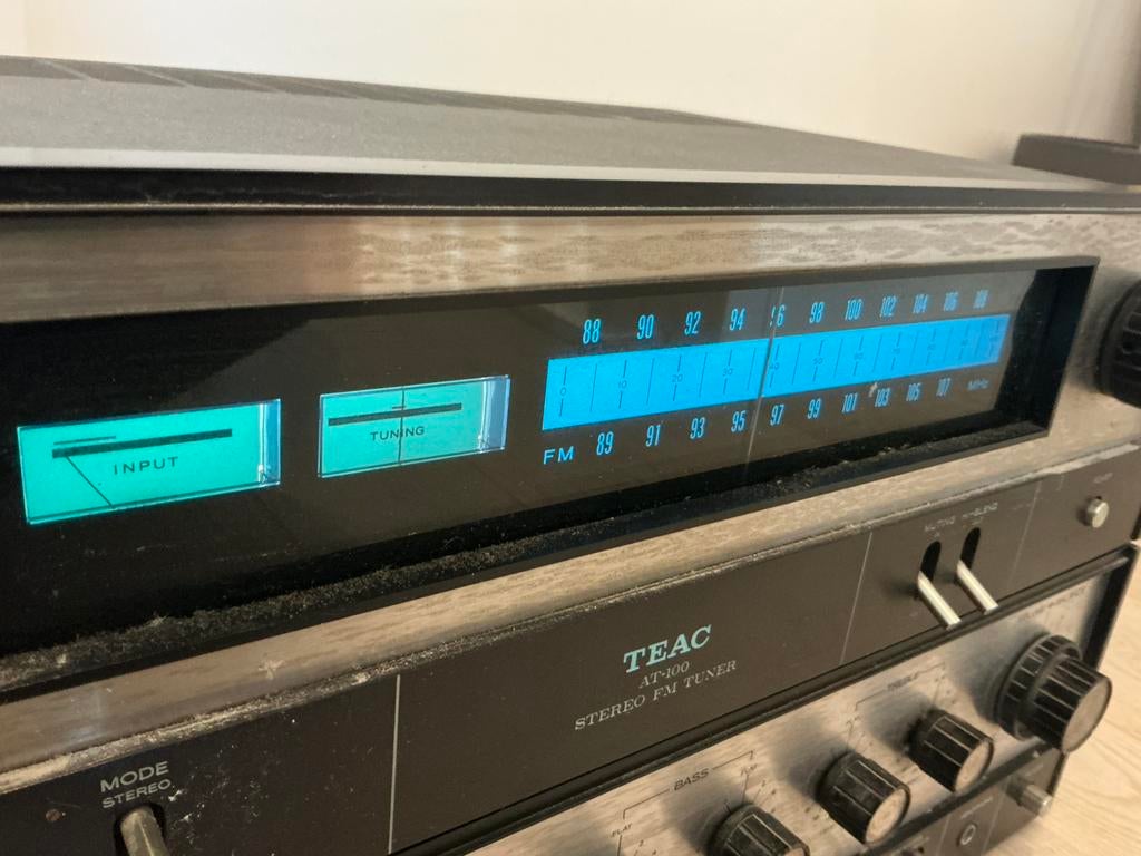 Mooie Teac AS-100 en AT-100 versterker en tuner, Enlèvement, Utilisé
